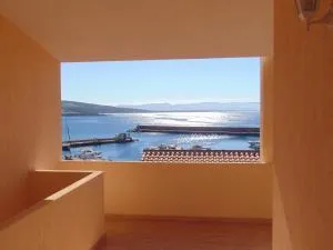 Fronte mare attico indipendente ed esclusivo con terrazza panoramica - 罗萨岛