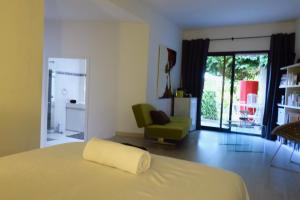 B&B / Chambres d'hotes Essen'Ciel : Suite - Vue sur Jardin