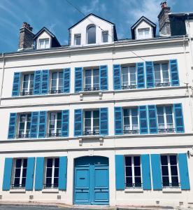 Maisons de vacances Maison d'architecte en plein coeur d'Honfleur avec bain nordique : photos des chambres