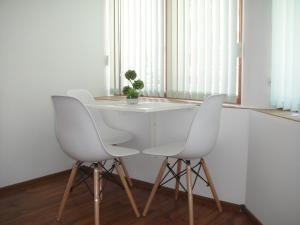 Shushi’s 1 bedroom Central apartment