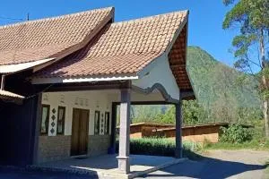 Homestay Mbak Sulis Bromo - Tosari