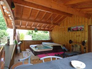 Maisons de vacances Villa piscine chauffee & spa sur le Bassin d Arcachon - proche plage et ocean : photos des chambres