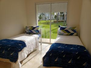 CASA BAY BEACH RETREAT