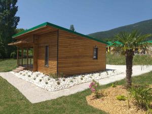 Lodges Les Chalets de Saint Maurice (Dieulefit) : photos des chambres