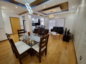 Apto Duarte T2 - 4-star hotels in Praia