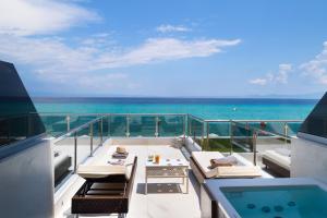 Sea Level Hotel by Diomedes Group