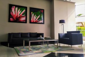 Puerto Santa Ana, Suite con vista al Rio