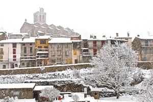 Maisons de vacances Naturaleza y aire puro en el Pirineo oriental en una bonita casa rural de piedra : photos des chambres