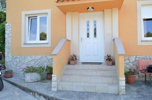 Apartment and Room Borka & Marko