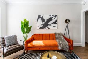 Lively 2BR Apt in Lincoln Square - Eastwood 47-1