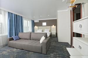 Double Room room in Snowy Owl Hotel