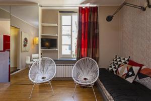 Sui tetti del centro di Genova by Wonderful Italy