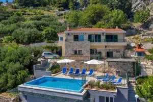 Villa Makar,heated pool,gym,grill,seaview - Makarska