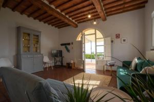 Appartamento con magnifica vista e piscina