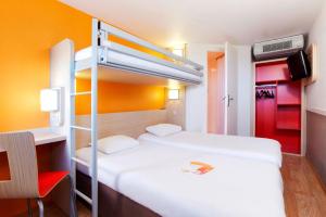 Hotels Premiere Classe Toulouse Sesquieres : Chambre Triple