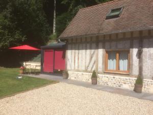 Maisons de vacances l’ecurie de Fontaine fiacre, 90 Impasse de la Fontaine Fiacre : photos des chambres