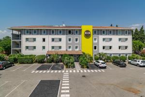 Hotels B&B HOTEL Salon de Provence : photos des chambres