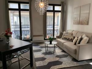 Sweet Home Paris Apartment