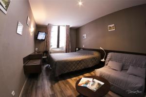 Hotels hotel des 2 nations : photos des chambres