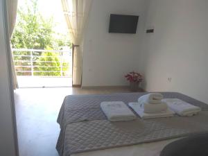 Great Alexander Suites