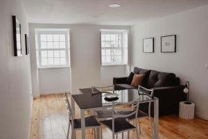 Relaxe com conforto num apartamento remodelado - Self check in