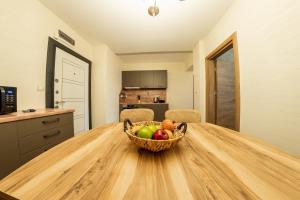 Sofia Crown Life Apartment