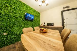 Sofia Crown Life Apartment