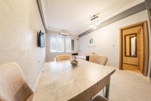 Sofia Industrial Life Apartment