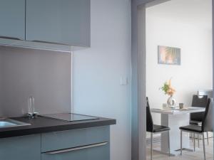 Comfort Stay Basel Airport 1B46