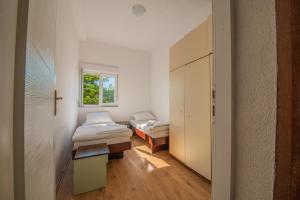 3 star pension Rooms with a parking space Starigrad, Paklenica - 17698 Starigrad-Paklenica Croatia