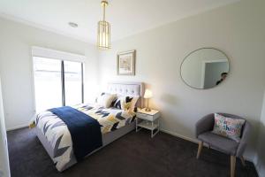 Luxury 9 BRM house in Melbourne