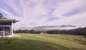 Bundaleer Architect designed stunning views