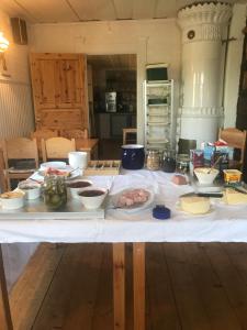 Kustladan i Höga kusten, rum och stugor