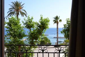 BnB Agorà Panoramic Rooms