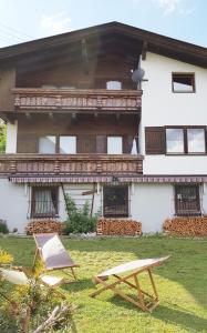 Family Friendly Chalet - Central with Beautiful Mountain Views