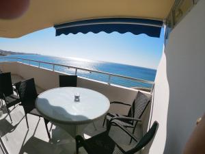 Malaga Sunshine Rentals - Beach Front Penthouse - Fuengirola