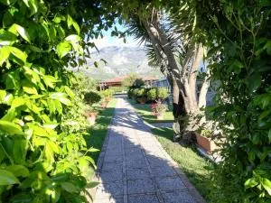 Saturnia Garden - Casali