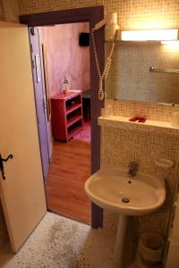 Hotels Boutique Hotel Couleurs Suds : photos des chambres