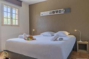 Villages vacances Les Garrigues de la Vallee des Baux : photos des chambres