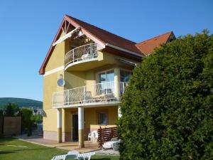 Kristály Panoráma Villa