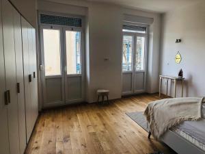Kolovare Beachfront Apartment