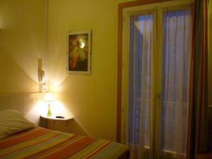 Hotels Hotel du Centre : photos des chambres