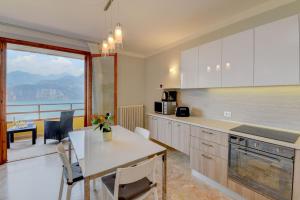 Garden Residence Malcesine Lake View