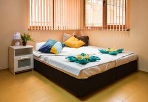 The Rocky House - Central & Private 2BDR by Flat Mаnager