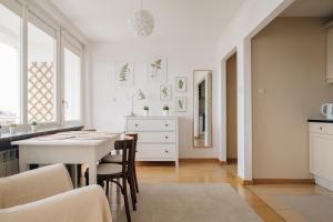 Puławska Green View Apartment