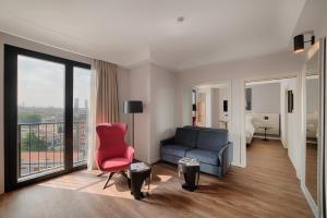 Suite room in Radisson Blu Hotel Milan