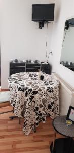 Rooms & Apartments Semić