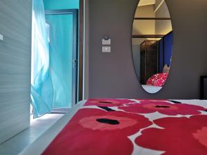 Deluxe Double Room room in B&B DEL CORSO - Foggia - AMBIENTE SANIFICATO CON GENERATORE DI OZONO E LAMPADE GERMICIDA AD OZONO PER LA DISINFEZIONE DI ARIA E AMBIENTI - Parcheggio Custudito - Netlifix TV