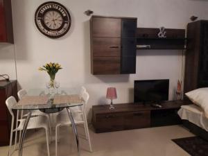 CHERRY APARTAMENT W ŚCISŁYM CENTRUM - Hotel 3 stelle a Varsavia