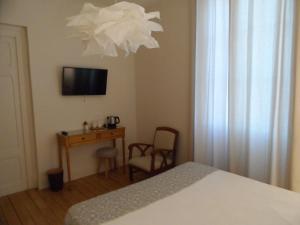 B&B / Chambres d'hotes Le Cercle Chambres climatisees : Chambre Double